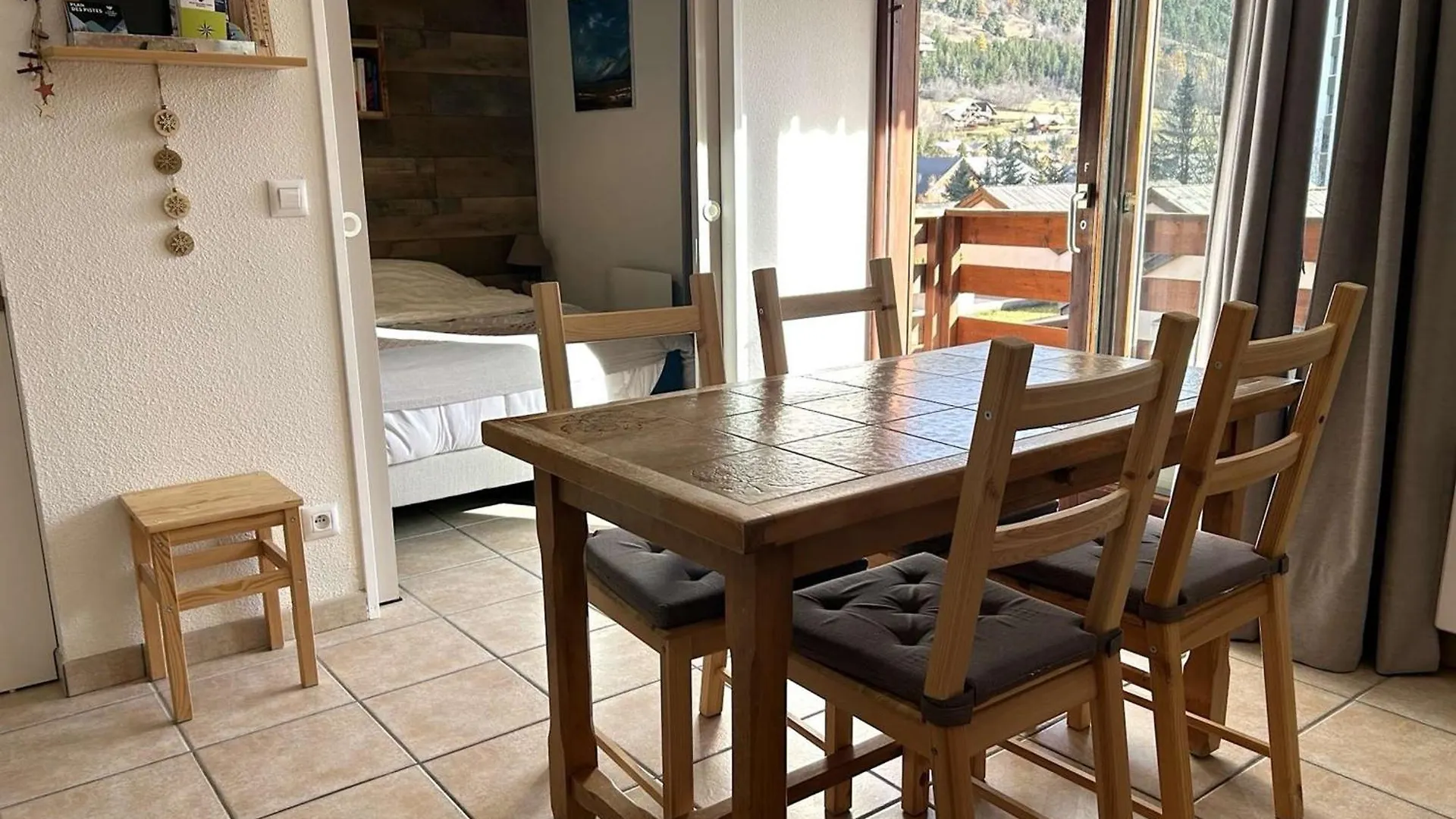 Appartement Cosy 2 Pieces, 6 Couchages, Proche Pistes Et Commerces, La Salle-Les-Alpes - Fr-1-330F-214 0*,  France